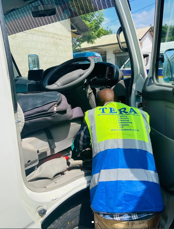 Vehicle Tracking Dashboard